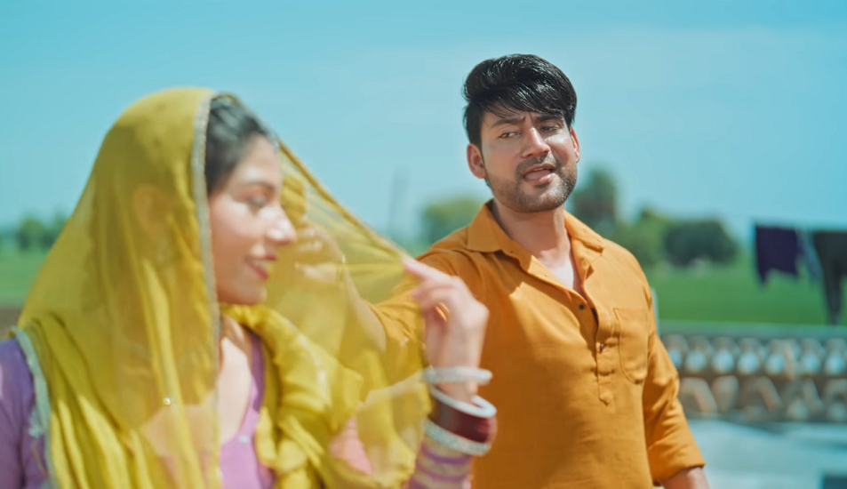 Muh Dekhan Ka Tax Song Lyrics