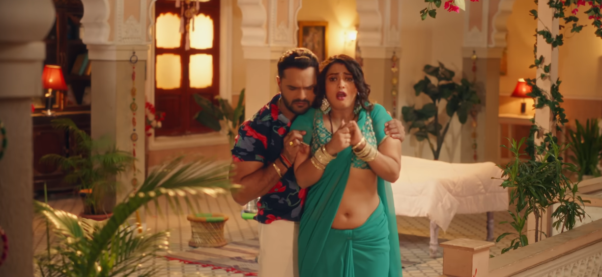 Kamariya Mein Peer Song Lyrics