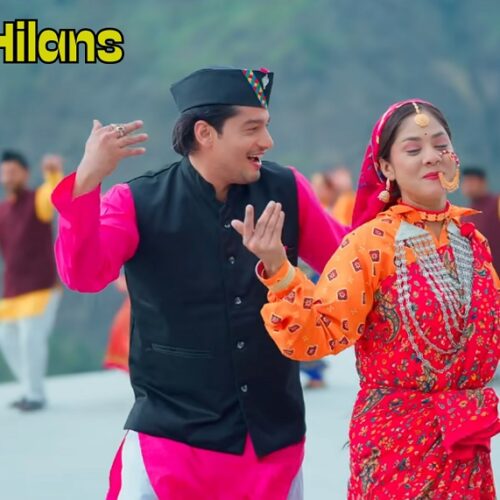 Dandyon Ki Hilans Lyrics